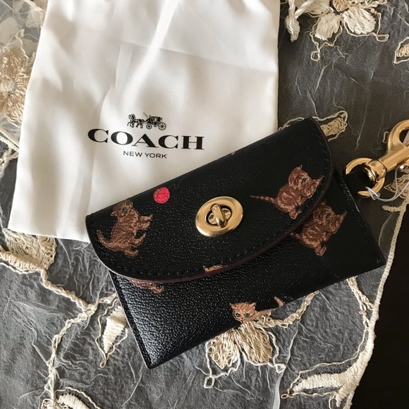 Coach Cat Playing With Yarn Leather Turnlock Card Case NWT - Picture 15 of 16